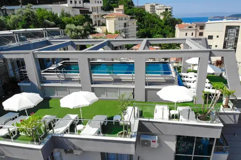 Hotel La Mer in Budva — foto 10