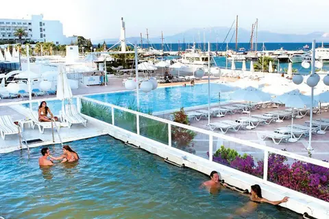 Altin Yunus Resort & Thermal Hotel in Çeşme, foto 13