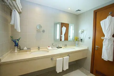 Lavender Hotel Sharjah in Al Khalidiyah — foto 12