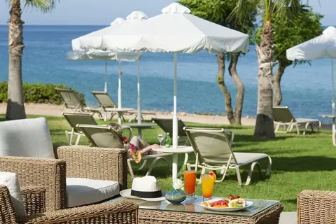 Pernera Beach Hotel in Παραλίμνι — foto 17