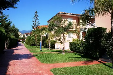 Club Esse Aquilia Beach Village Resort in Rome — foto 29