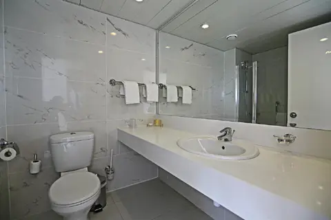 The Dome Beach Hotel & Resort in Ayia Napa — foto 14