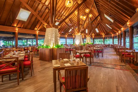 Reethi Faru Resort in Rah Gili Maldives — foto 14