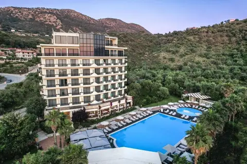 Rapos Resort Hotel in Himarë — foto 5