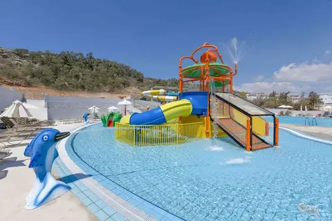Narcissos Waterpark Resort in Παραλίμνι — foto 3