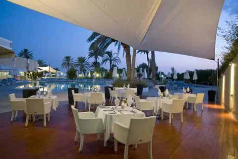 Louis Imperial Beach in Paphos, foto 8
