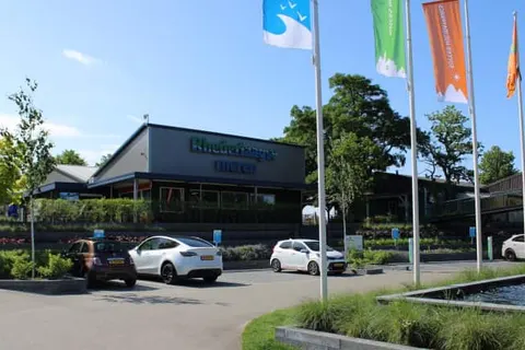 Recreatiepark Rhederlaagse Meren foto 3