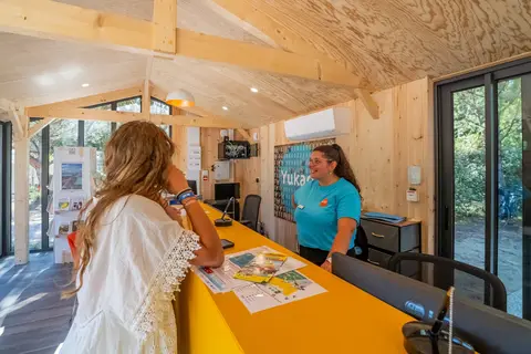Camping Les Couleurs De La Coubre in Les Mathes — foto 16
