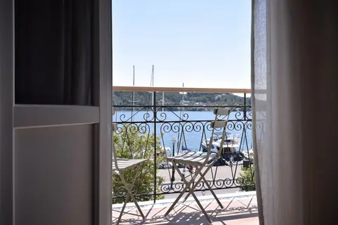 Meltemi Port of Skiathos in Σκιάθος — foto 9