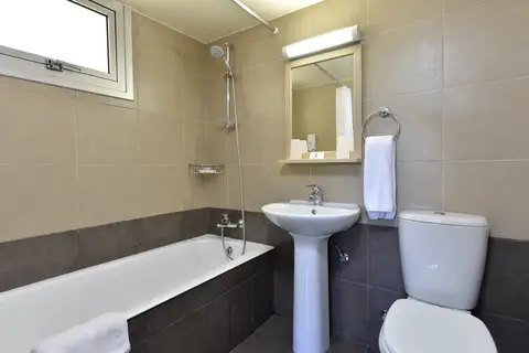 The Macronissos Holiday Village in Αγία Νάπα — foto 29