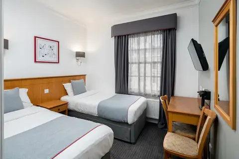 OYO Townhouse New England Victoria in Londen, foto 9