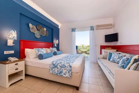 Sirocco in Laganas Municipal Unit, foto 3