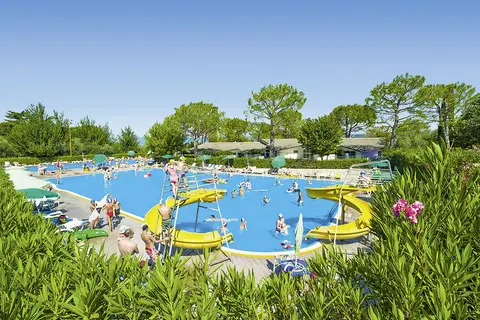 Camping Cisano & San Vito by Happy Camp in Bardolino