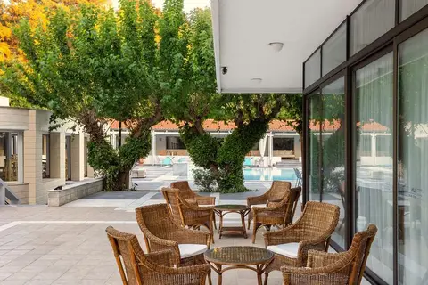 Sun Beach Hotel in Αγία Τριάδα — foto 7