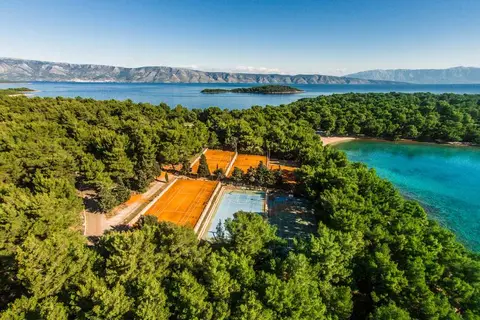 Aminess Younique Senses Resort in Jelsa — foto 17