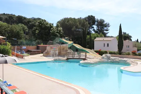 Camping Mas De Pierredon in Sanary-sur-Mer — foto 13