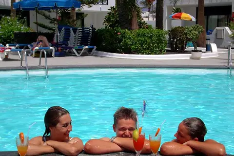 Apartamentos Playamar in Puerto del Carmen — foto 9
