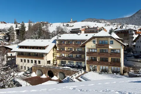 Active Hotel Diana in Kastelruth - Castelrotto — foto 9