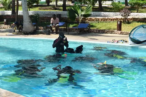 Paradise Beach Resort in Chwaka — foto 20