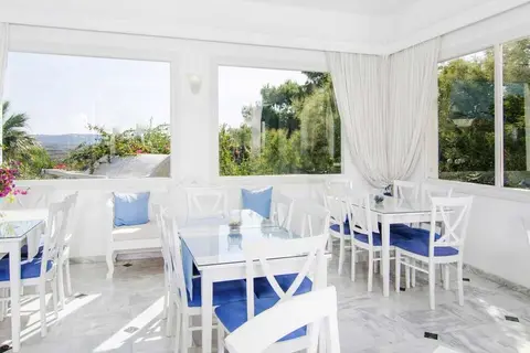 Paradise Resort in Thira Municipal Unit, foto 14
