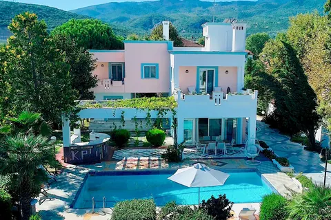 Villa Io foto 1