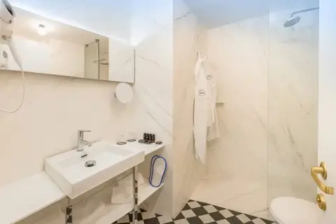 SH Ingles Boutique Hotel in Valencia — foto 12