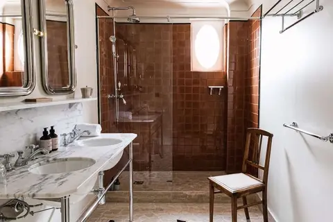 Hotel Rochechouart in Parijs — foto 17
