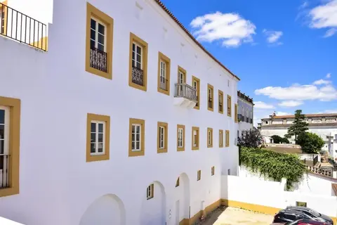 The Noble House in Evora