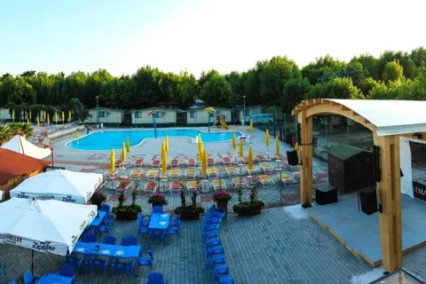 Baia Holiday Gasparina in Castelnuovo del Garda — foto 14