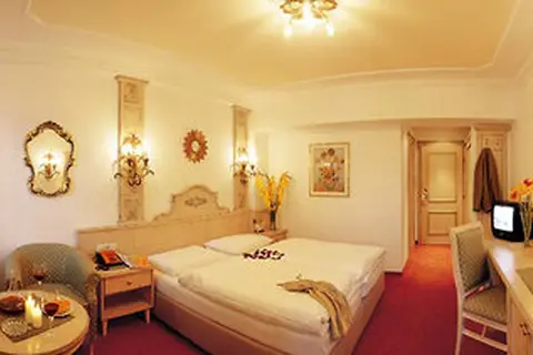 Hotel Tirolerhof in Zell Am See — foto 4