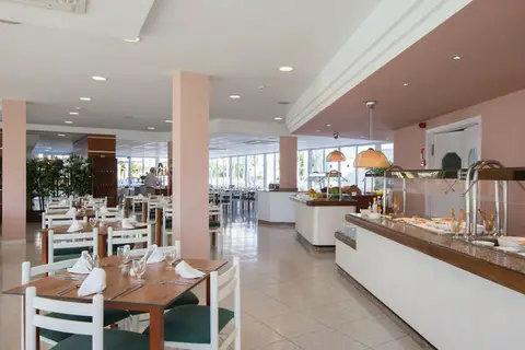 Globales Cala Bona Suites in Son Servera — foto 18