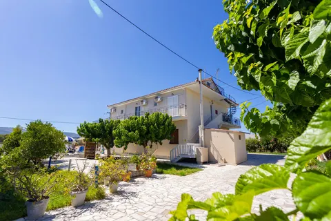Fly & Go Tassia Studios in Zakynthos Municipal Unit — foto 2