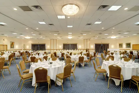 Best Western Plus Chicago Hillside in Franklin Park — foto 5