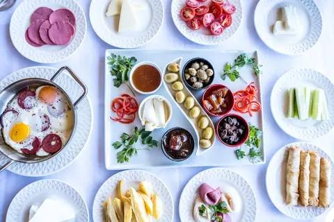 Riverside Garden Resort in Alsancak — foto 27