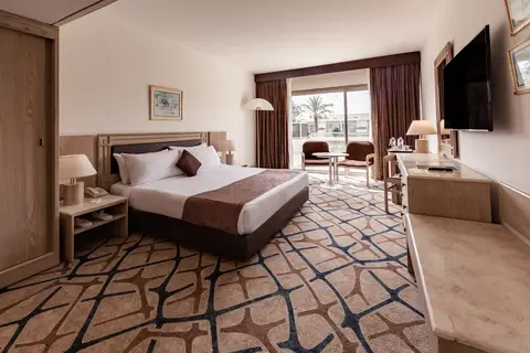 JAZ Pyramids Resort in كفرة نصار — foto 30