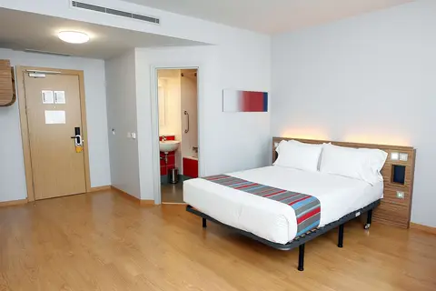 Travelodge Valencia Aeropuerto in Manises — foto 16