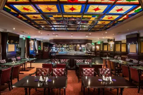 Crowne Plaza Muscat in السيب — foto 16