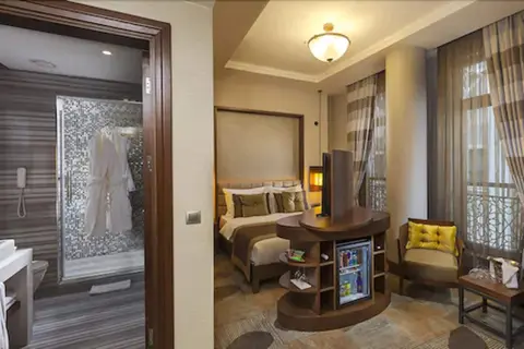 Manesol Boutique Galata in Fatih — foto 4