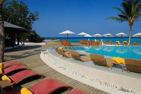 Centara Ras Fushi Resort & Spa Maldives in Centara Ras Fushi Resort & Spa — foto 18