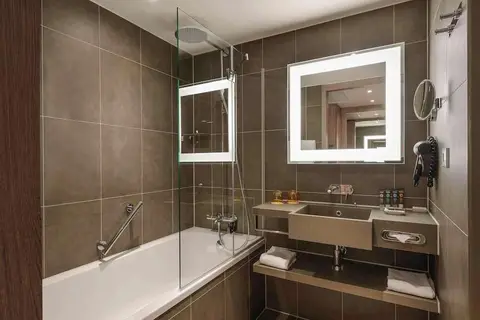 Novotel Munchen City Arnulfpark in München — foto 11