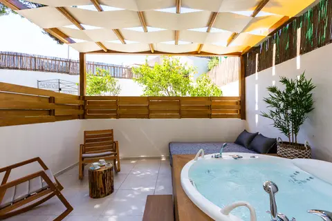 Nostos Beach Boutique Hotel in Βλυχάδα — foto 27