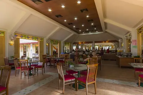 Amora Beach Resort Phuket in Amora Beach Resort, foto 16