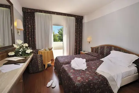 Hotel Perugia Plaza in Perugia — foto 13