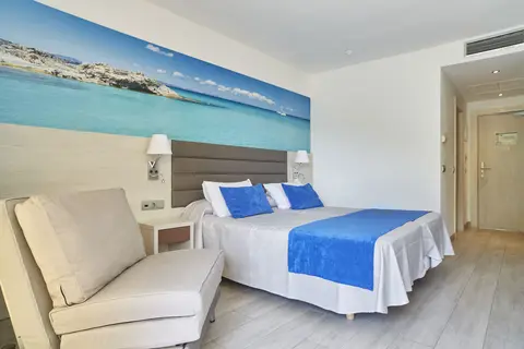 Invisa Hotel Club Cala Verde in Santa Eulària des Riu, foto 26