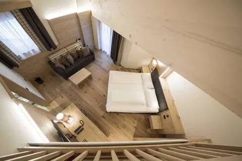 Hotel Monroc in Commezzadura — foto 16