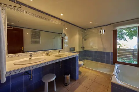 Hotel Petit Cala Fornells in Peguera — foto 16