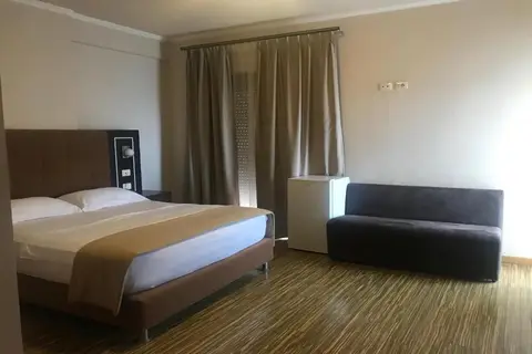 Hotel Nais Beach in Durres — foto 8