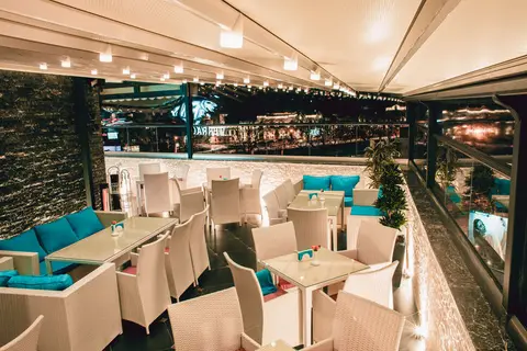 River Side Tbilisi Boutique Hotel in Tbilisi — foto 17
