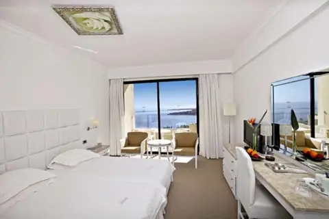 Grecian Park Hotel in Leoforos Protara-Cavo Greco, foto 4