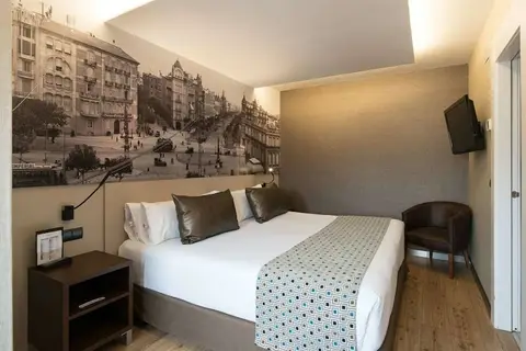 Catalonia Born in Barcelona — foto 2